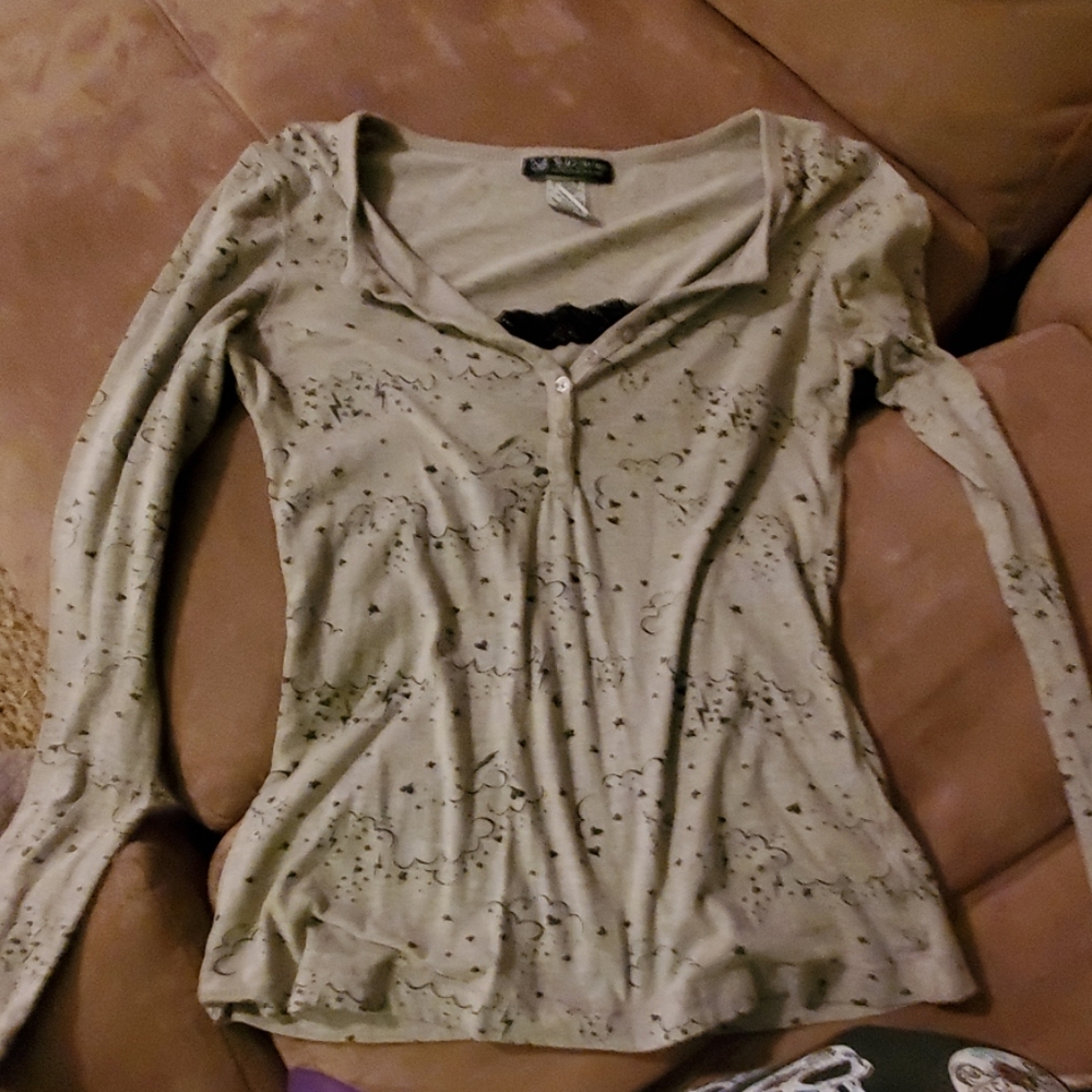 Long sleeve shirt